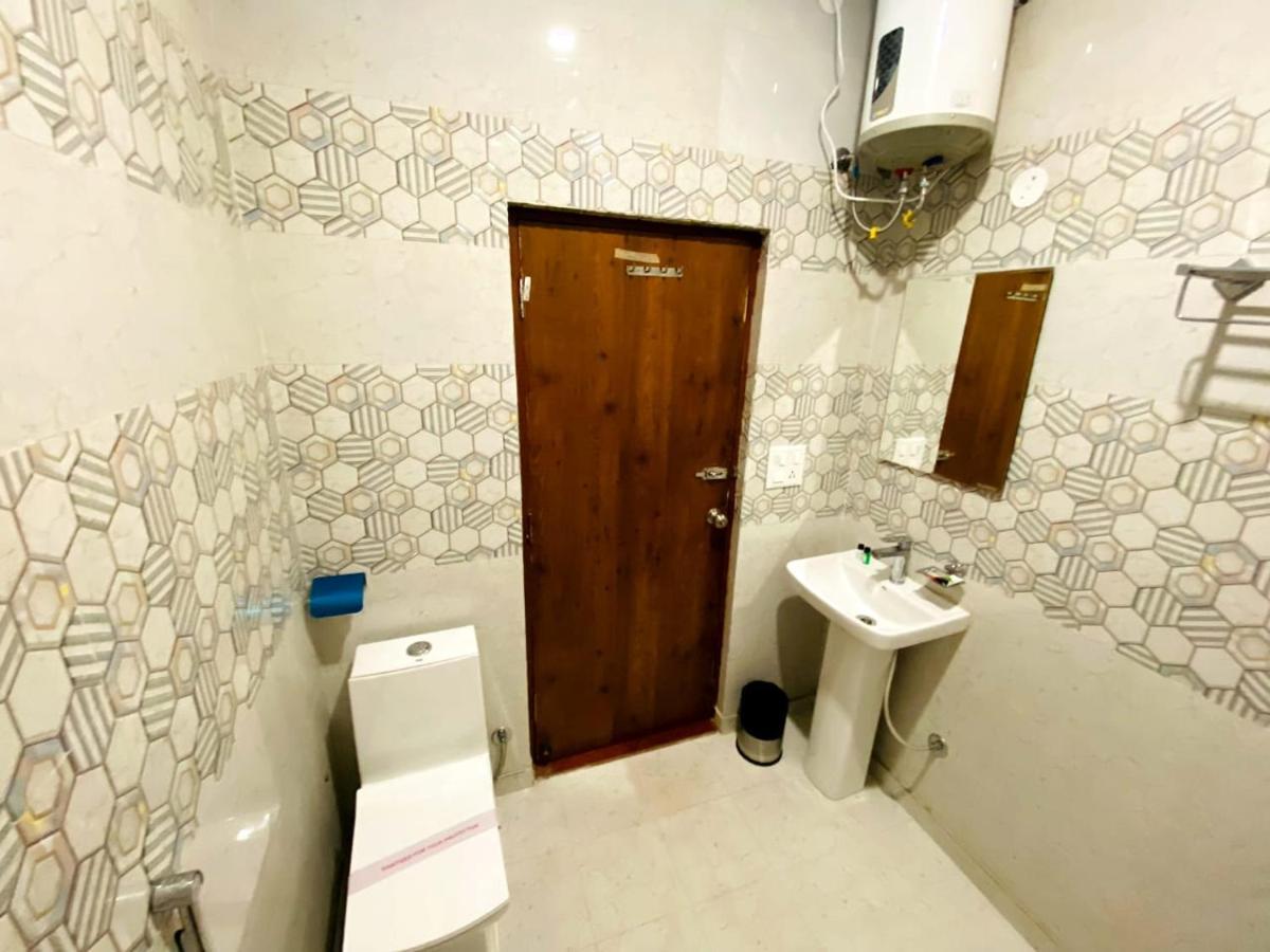 Hotel Singla Residency Kangra Exterior photo